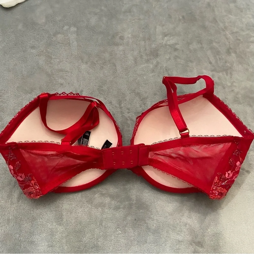 New! Victoria's Secret Very Sexy Red Mesh Lace Strappy Push Up Bra 4905